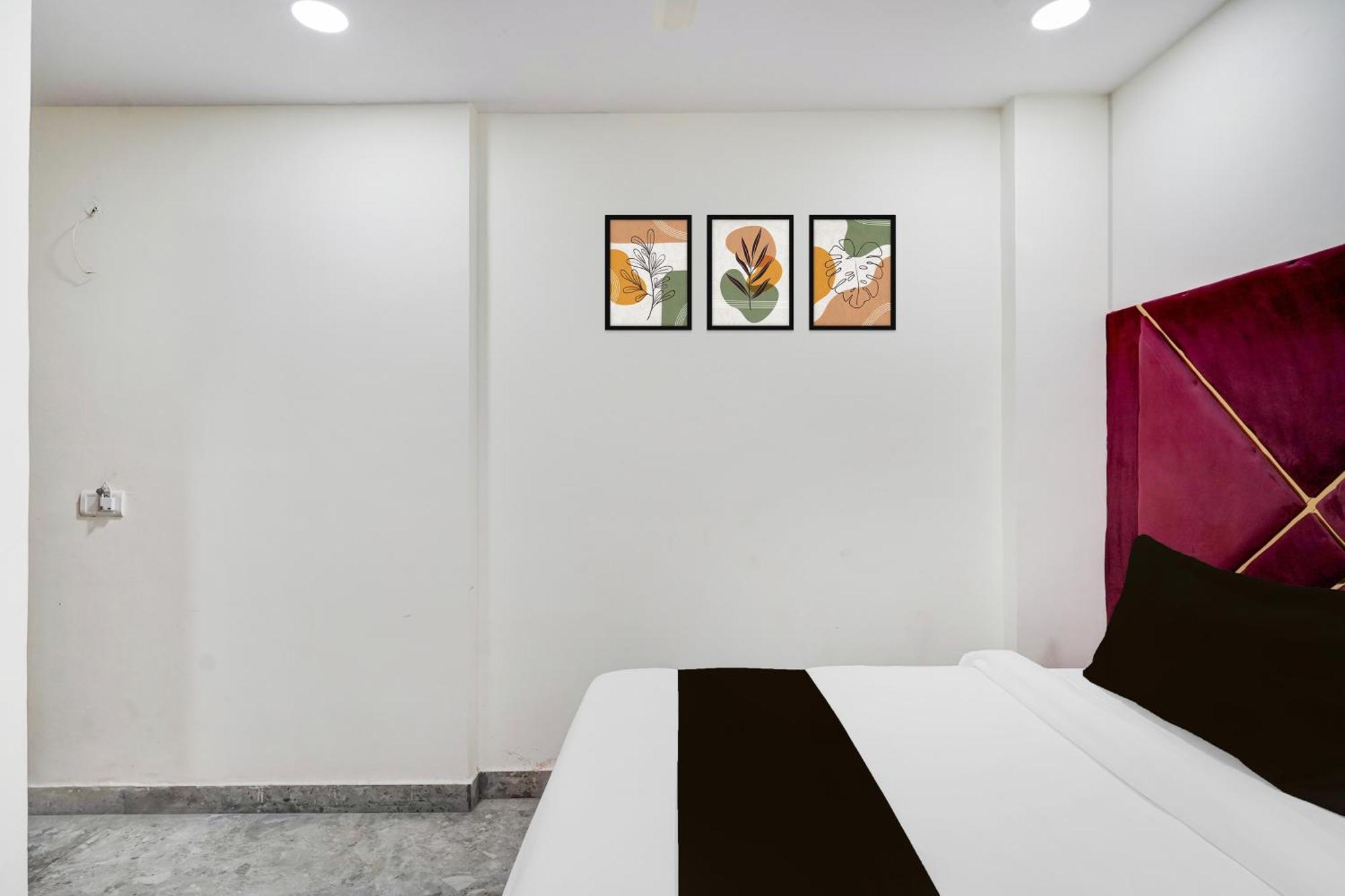 Hotel O Indirapuram Grand Газиабад Экстерьер фото